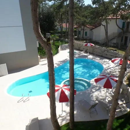Resort-style Flat With Pool Perfect For Families Apartment *